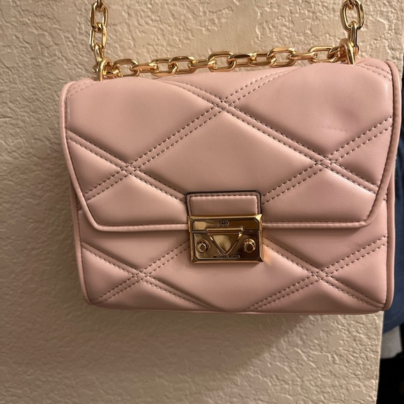 Micheal Kors purse - Picture 2 of 5